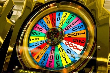 Treasures Aztec free spin bonus screen with multiplier display on asustogel login